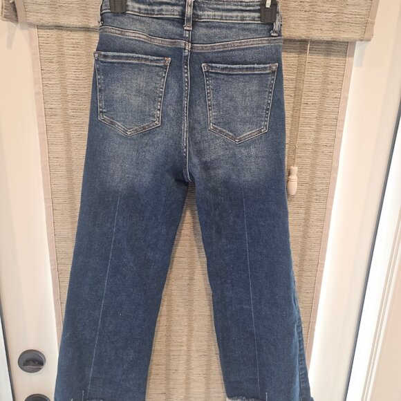 Jeans - Picture 1 of 3